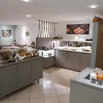 Christine 酒店