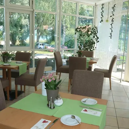 Hotel Christine 3*